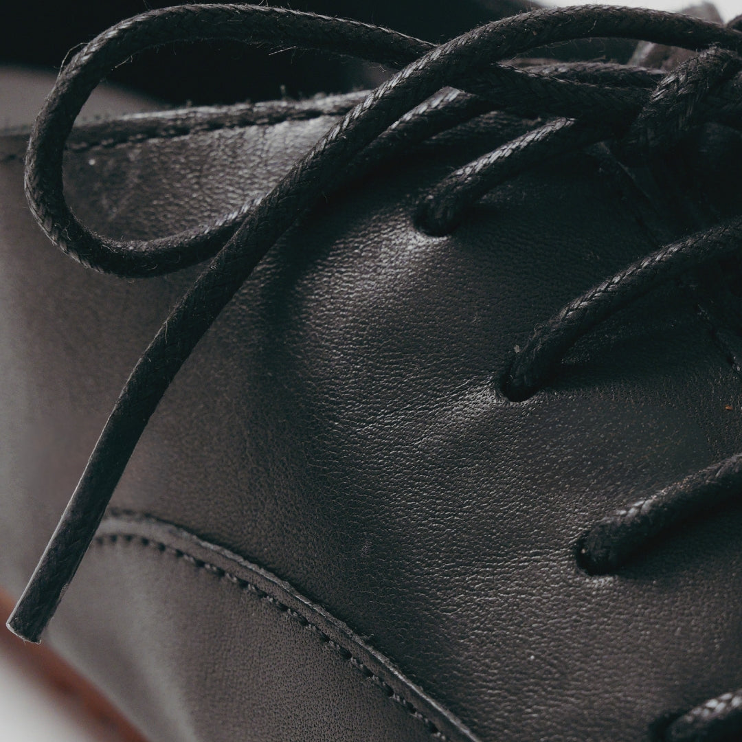 Lucie II - Smooth Black